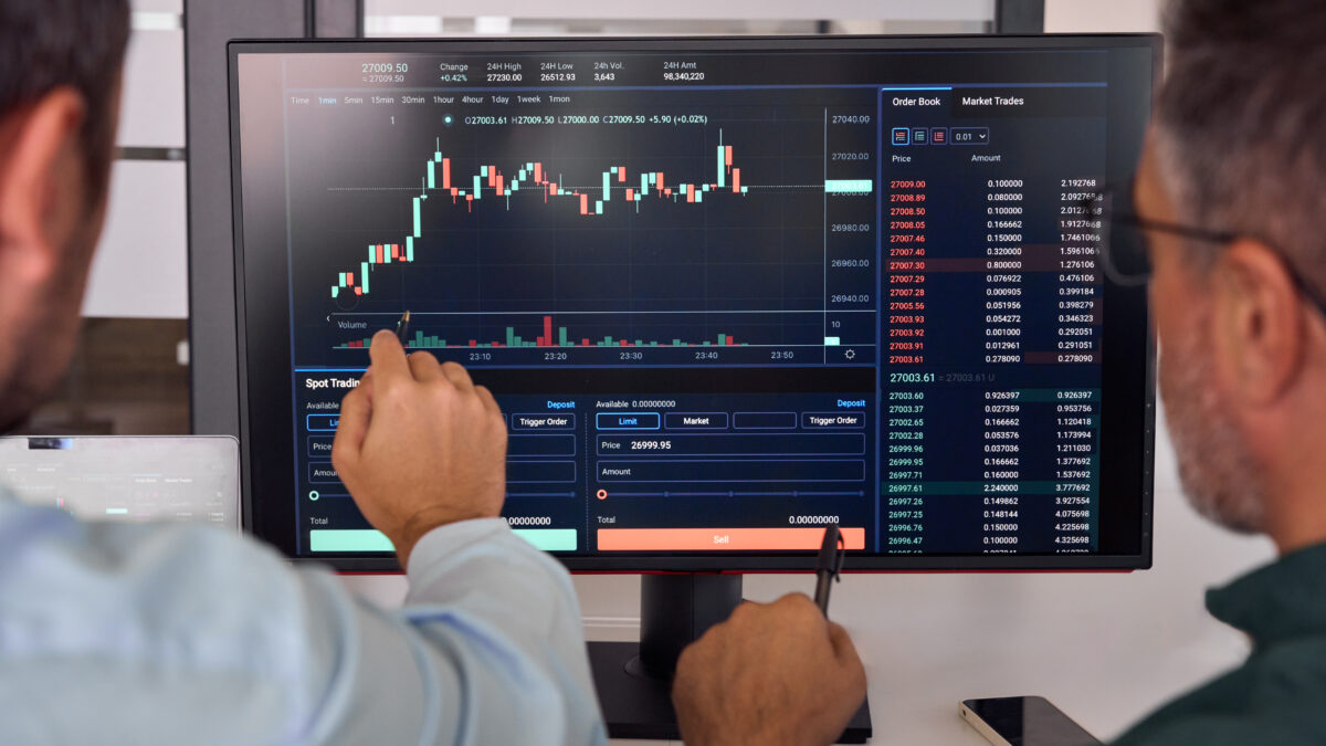 Manual vs Automated Trading: Pros, Cons, and Which One to Choose
