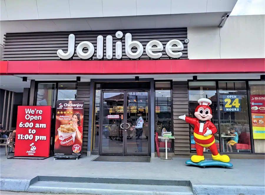 Jollibee’s Success Story: From Ice Cream Parlor to Global Fast-Food Giant